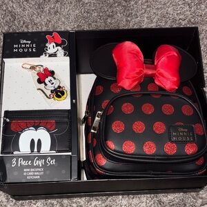Disney Minnie Mouse Polka Dot Red and Black Bag Set